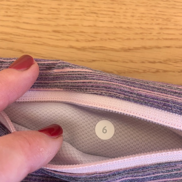 Lululemon Speed Tight Leggings with contrast waistband - Picture 6 of 9